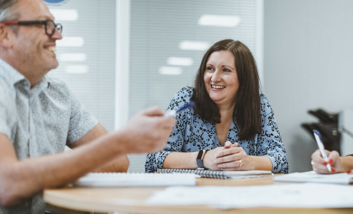 Premier Modular Team - Meeting - Chat