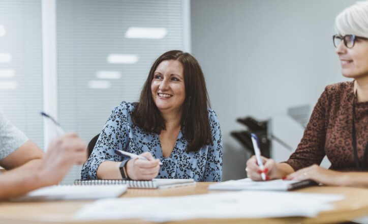 Top tips for creating a positive office environment in a temporary workplace